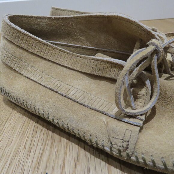 MINNETONKA Moccasin Loafer Fringe Booties Tan Suede Leather Western Casual - Picture 14 of 16